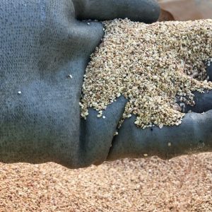 Corn cob Granules for sandblasting -SINERGIA